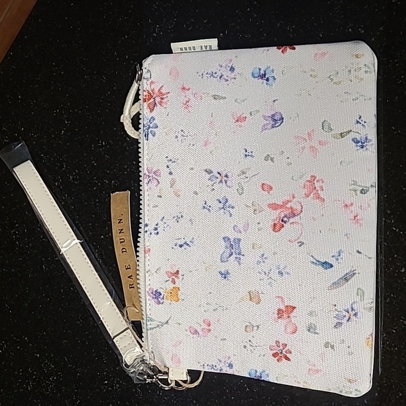 🌸Rae Dunn Momma Wristlet Pouch - Picture 3 of 6